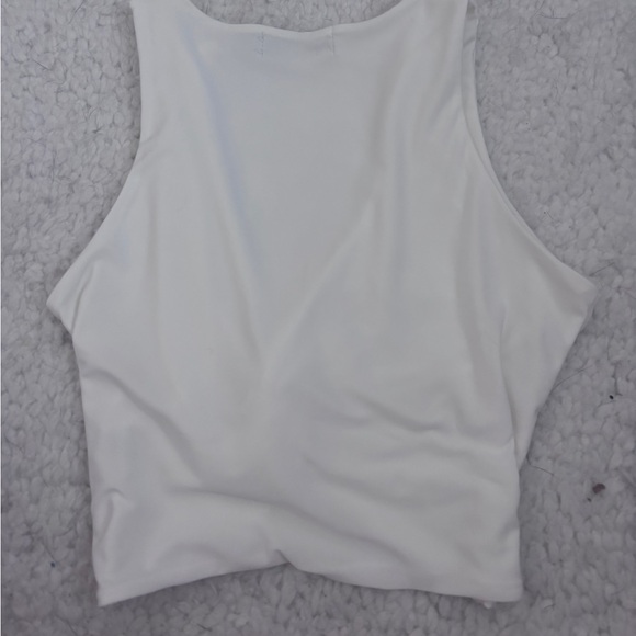 Pretty Little Thing White Tank Top Scrunched Cropped Womens US 2 - Picture 4 of 4